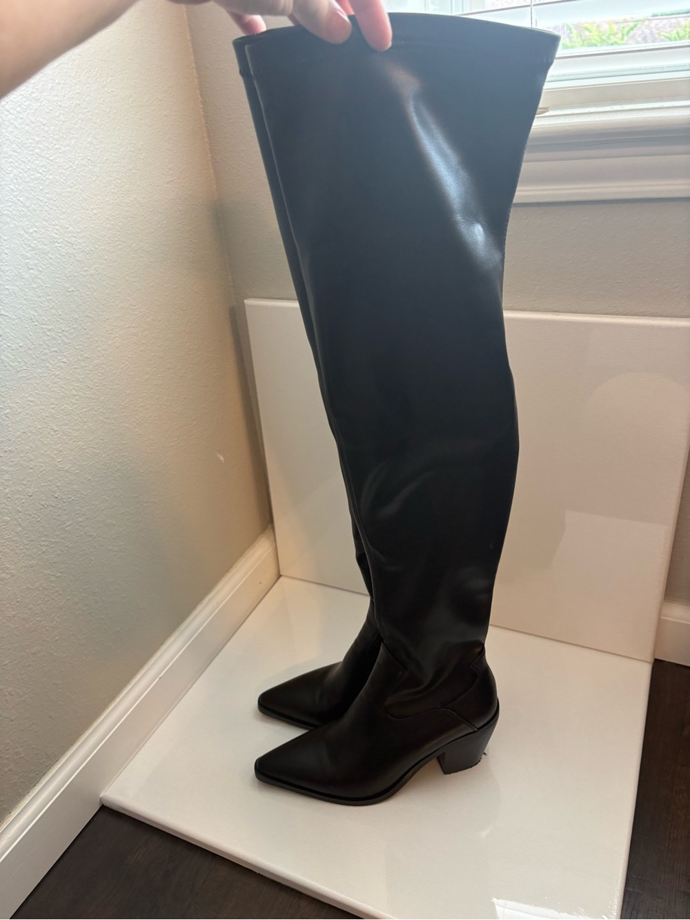 Classic Black Thigh-High Women's Boots - Sleek Pointed Toe
